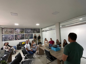 Polícia Militar de São Sebastião do Oeste exibe o documentário que retrata 250 anos de história da instituição - “Força do povo mineiro. A transformação de uma polícia que protege”